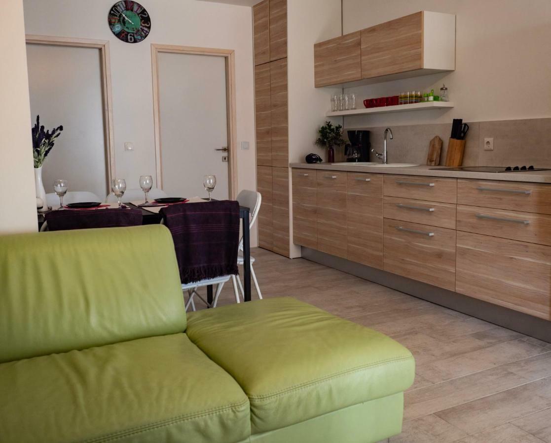Apartamento Luciana Povljana Exterior foto